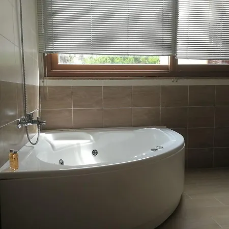 La Dimora Del Borgo فندق مبيت وإفطار 2*